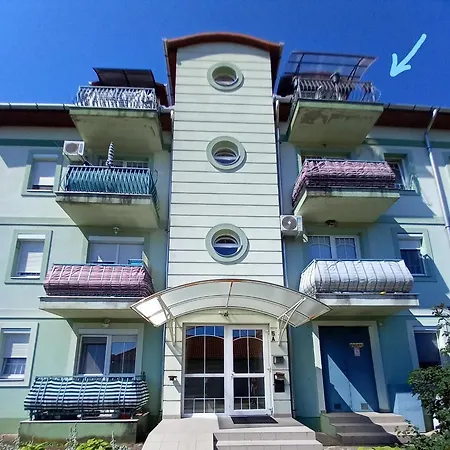 Orsika Hilltop Apartment Eger