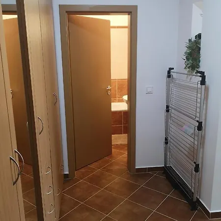 Orsika Hilltop * Eger