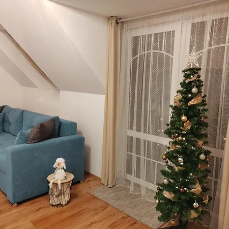 Orsika Hilltop Apartment *
