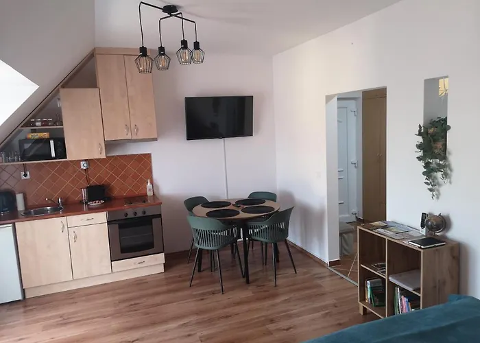 Orsika Hilltop Appartement *
