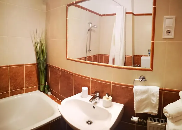 Orsika Hilltop Appartement Eger