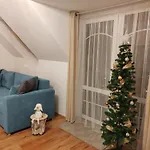 Orsika Hilltop Apartament *