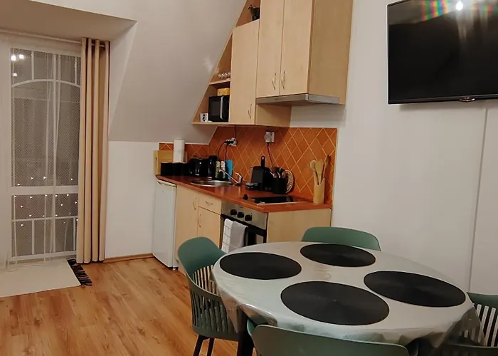 Apartman Orsika Hilltop *