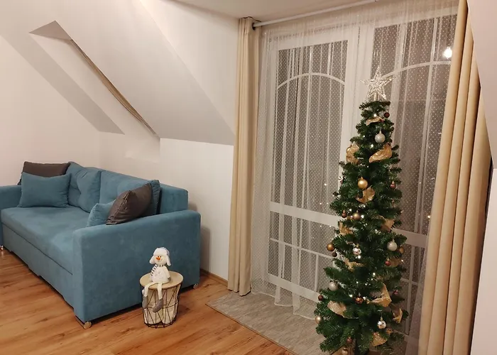 Orsika Hilltop Apartament *